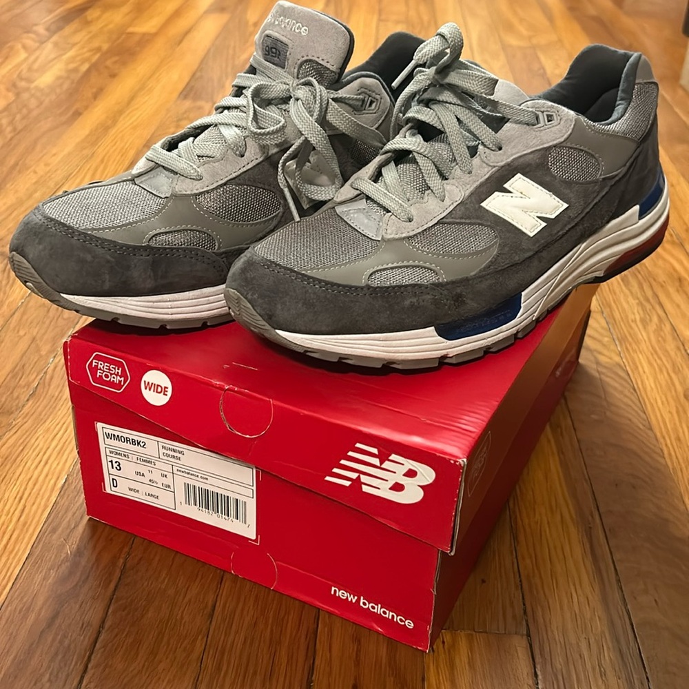 992 Made in USA ‘Grey Blue Red’